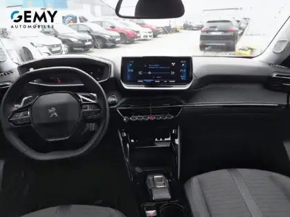 Photo 36 Peugeot 2008  PureTech 130 S&S EAT8