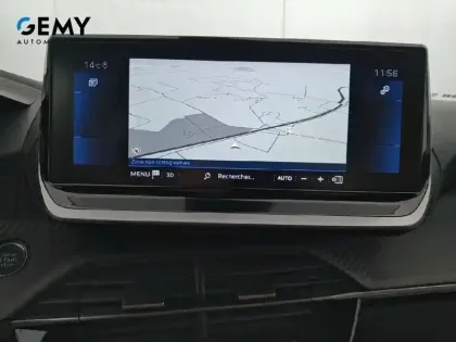 Photo 100 Peugeot 2008  PureTech 130 S&S EAT8