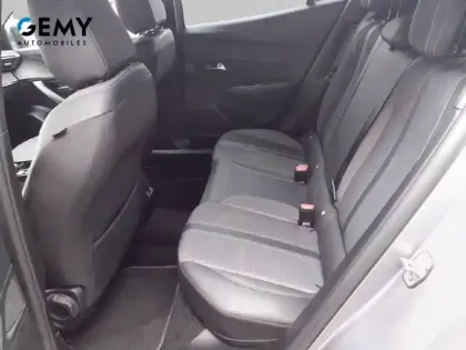 Photo 38 Peugeot 2008  PureTech 130 S&S EAT8