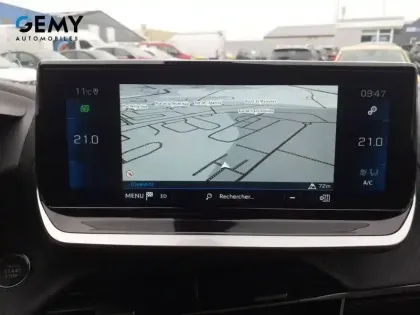 Photo 45 Peugeot 2008  PureTech 130 S&S EAT8