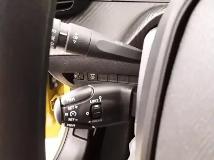 Photo 45 Peugeot 208 Gén. II Ph1 NG Like 5