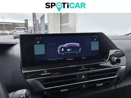 Photo 30 Citroën C4 e- 136 ch Automatique