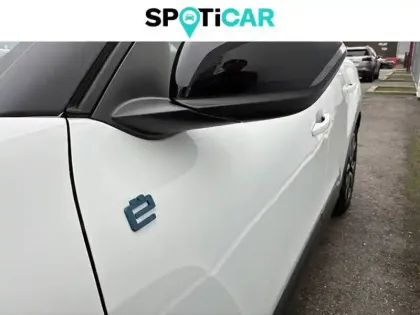 Photo 44 Citroën C4 e- 136 ch Automatique