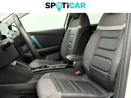 Photo 8 Citroën C4 e- 136 ch Automatique