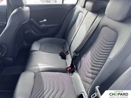 Photo 18 Mercedes Classe A  180 7G-DCT