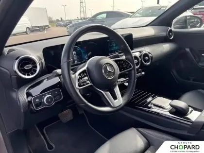 Photo 34 Mercedes Classe A  180 7G-DCT