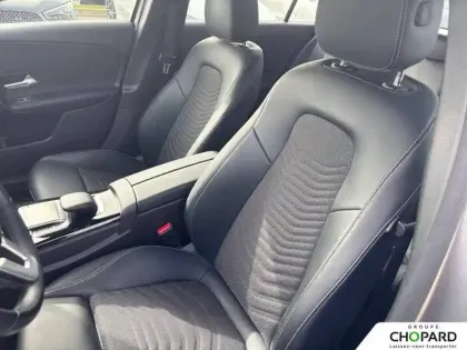 Photo 43 Mercedes Classe A  180 7G-DCT