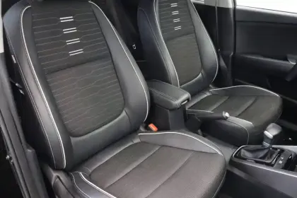 Photo 10 Kia Stonic  1.0 T-GDi 120 ch MHEV DCT7