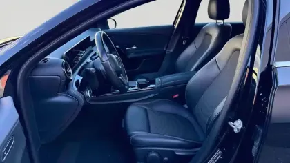 Photo 11 Mercedes Classe A  200 7G-DCT