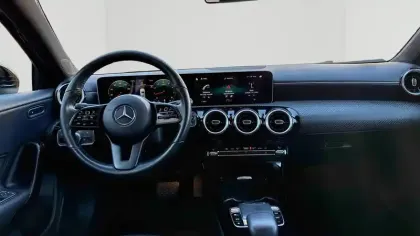 Photo 5 Mercedes Classe A  200 7G-DCT