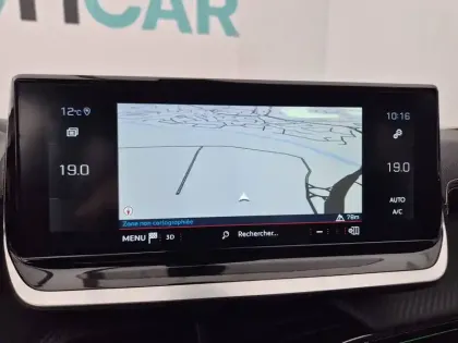 Photo 78 Peugeot 2008  BlueHDi 130 S&S EAT8