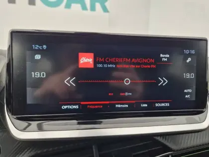 Photo 77 Peugeot 2008  BlueHDi 130 S&S EAT8