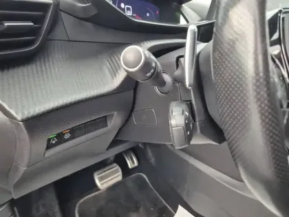 Photo 83 Peugeot 2008  BlueHDi 130 S&S EAT8