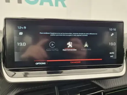 Photo 79 Peugeot 2008  BlueHDi 130 S&S EAT8