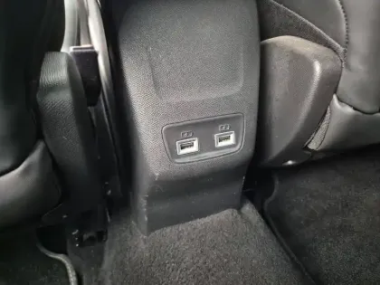 Photo 81 Peugeot 2008  BlueHDi 130 S&S EAT8