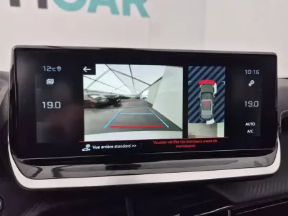 Photo 80 Peugeot 2008  BlueHDi 130 S&S EAT8