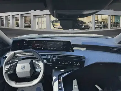 Photo 8 Peugeot 3008  Hybrid 145 e-DCS6