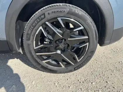 Photo 11 Peugeot 3008  Hybrid 145 e-DCS6