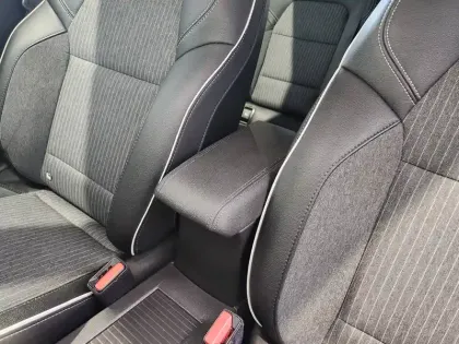 Photo 15 Renault Clio  E-Tech 140 - 21N