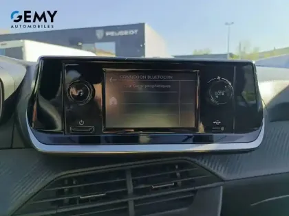 Photo 36 Peugeot 208 Gén. II Ph1 NG Like 5