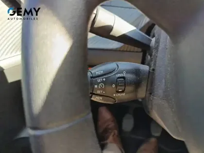 Photo 37 Peugeot 208 Gén. II Ph1 NG Like 5