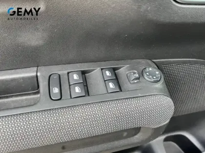 Photo 10 Citroën C3 Aircross  PureTech 130 S&S EAT6