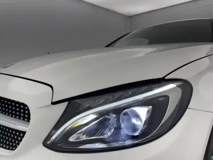 Photo 84 Mercedes Classe C  Coupé 200 9G-Tronic