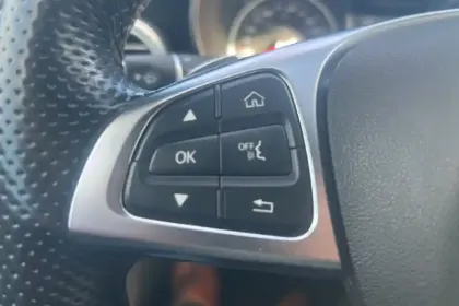 Photo 13 Mercedes Classe C  Coupé 200 9G-Tronic