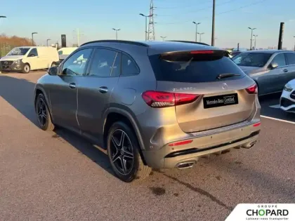 Photo 34 Mercedes GLA  250 e 8G-DCT