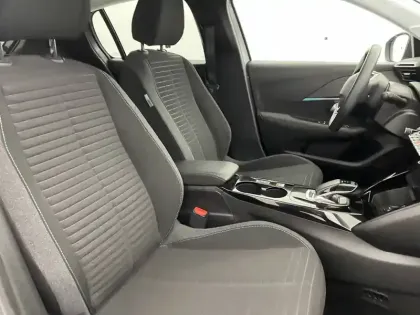 Photo 26 Peugeot 208  Electrique 50 kWh 136ch