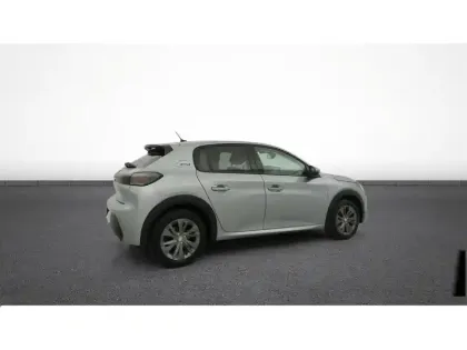 Photo 8 Peugeot 208  Electrique 50 kWh 136ch