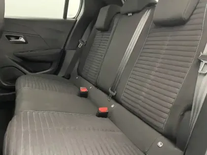 Photo 14 Peugeot 208  Electrique 50 kWh 136ch