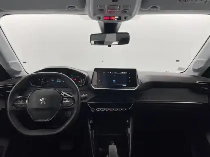 Photo 29 Peugeot 208  Electrique 50 kWh 136ch