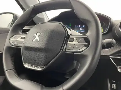 Photo 28 Peugeot 208  Electrique 50 kWh 136ch