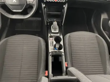 Photo 24 Peugeot 208  Electrique 50 kWh 136ch