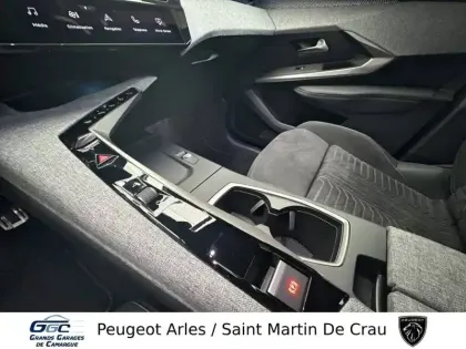 Photo 25 Peugeot 3008  Electrique 325 ch 4x4 73 kWh