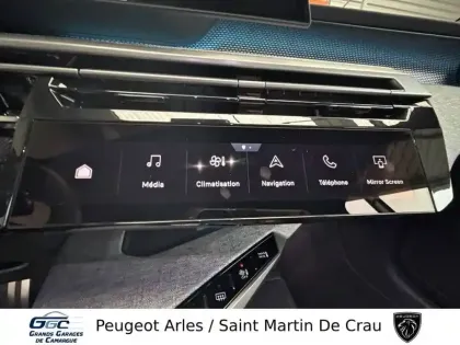 Photo 23 Peugeot 3008  Electrique 325 ch 4x4 73 kWh