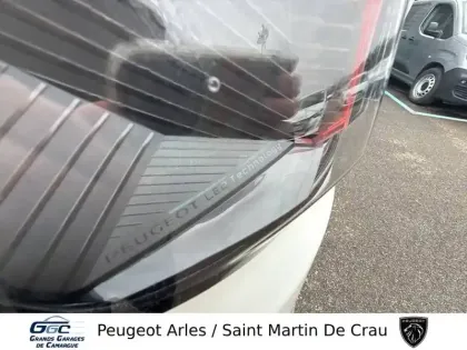 Photo 15 Peugeot 3008  Hybrid 136 e-DCS6