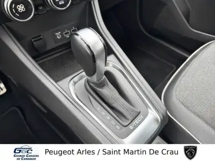 Photo 14 Renault Captur  E-Tech 145 - 21