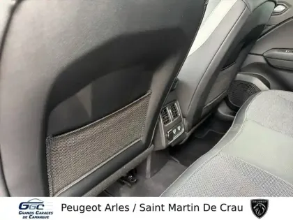 Photo 11 Renault Captur  E-Tech 145 - 21