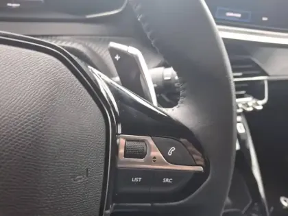 Photo 45 Peugeot 208 Gén. II Ph2 Allure 5