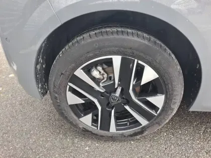 Photo 39 Peugeot 208 Gén. II Ph2 Allure 5