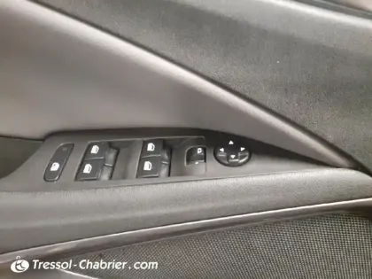 Photo 27 Opel Crossland X  1.2 Turbo 110 ch BVA6 Innovation