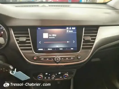 Photo 10 Opel Crossland X  1.2 Turbo 110 ch BVA6 Innovation