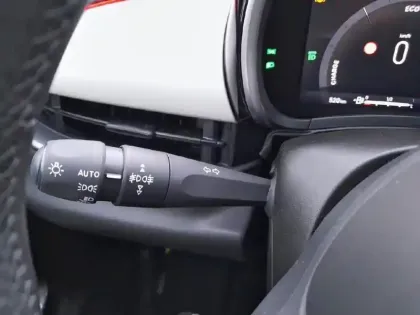 Photo 16 Fiat 600  1.2 Hybrid 100ch DCT6 La Prima