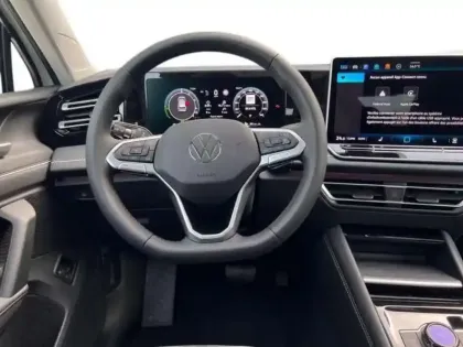 Photo 8 Volkswagen Tiguan T1 NOUVEAU EHYBRID 272CH DSG6 ELEGAN