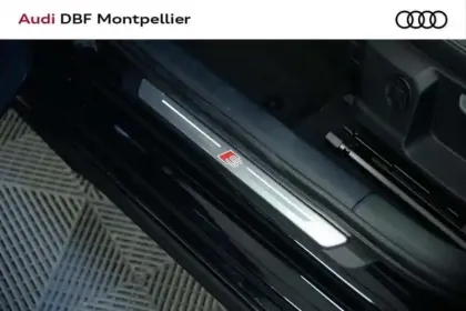 Photo 5 Audi A3 35 TFSI Mild Hybrid 150 S tronic 7 S line