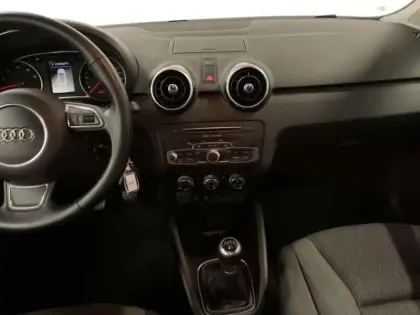 Photo 9 Audi A1 1.0 TFSI ultra 95 Midnight Series