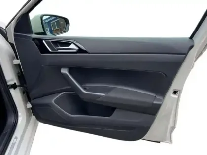 Photo 5 Volkswagen Polo FL 1.0 TSI 95 CH DSG7 STYLE