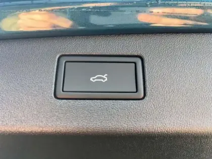 Photo 6 Volkswagen Tiguan NOUVEAU 2.0 TDI 150CH DSG7 R LINE